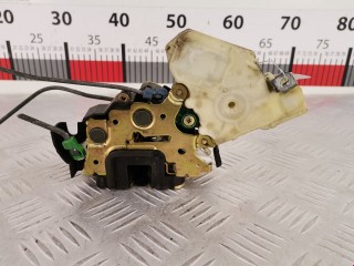 Замок двери передней левой, ориг. номер 61031FE010, Subaru Impreza 2000-2002