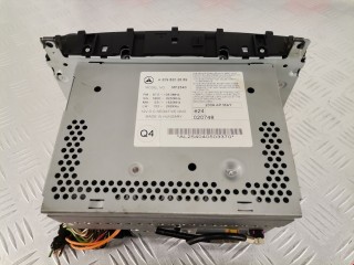 Магнитола, ориг. номер A2098202689, Mercedes CLK W209 2002-2005