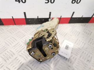 Замок двери задней левой, ориг. номер 61034FE011, 61100FE050, Subaru Impreza 2000-2002