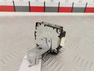 Блок управления центральным замком, ориг. номер 8974152021, 8974152020, Toyota Yaris 1999-2003