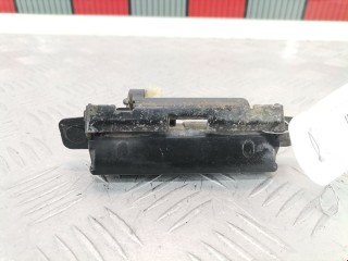 Ручка крышки багажника, ориг. номер D35062410B, Mazda 2 2003-2005