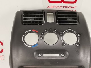 Дефлектор обдува салона, ориг. номер 7361183E00, Suzuki Wagon R 2003-2008