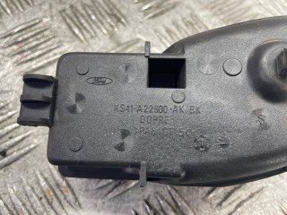 Ручка внутренняя задняя правая, ориг. номер XS41A22600AK, Ford Focus 1998-2001