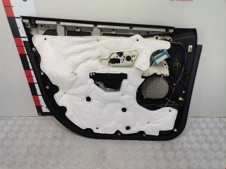 Обшивка двери передней правой (дверная карта), Chevrolet Equinox 2009-2015