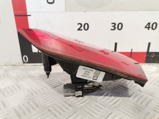 Фонарь крышки багажника правый, ориг. номер 84130997, Chevrolet Malibu 2015-2018