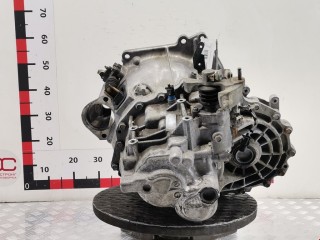 КПП механическая (МКПП) 6-ступенчатая, ориг. номер 32010AU460, Nissan Primera 1999-2002