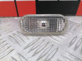 Повторитель передний правый Volkswagen Golf 1991-2000