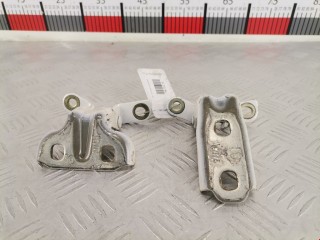 Петля двери задней правой, ориг. номер 20967986, Chevrolet Volt 2010-2015