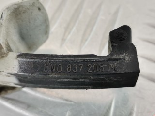 Ручка наружная задняя левая, ориг. номер 5N0839885H, Volkswagen Tiguan 2011-2019