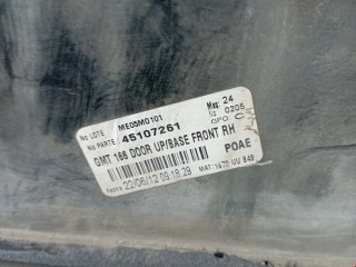 Молдинг двери передней правой, Cadillac SRX 2009-2012