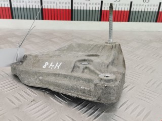 Кронштейн компрессора кондиционера, ориг. номер 532274354, 55569037, Chevrolet Volt 2010-2015