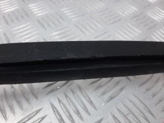 Молдинг стекла лобового, ориг. номер 3B0854327C, 3B0854327, Volkswagen Passat 1996-2001
