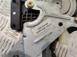 Стеклоподъемник передний правый, ориг. номер 05017810AC, 05067540AB, Chrysler PT-Cruiser 2000-2006