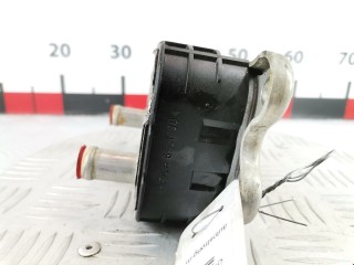 Теплообменник масляного фильтра, ориг. номер 30637966, Volvo V50 2003-2007