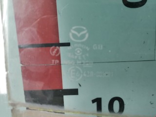 Стекло двери задней правой, ориг. номер C24372511A, Mazda 5 2002-2009