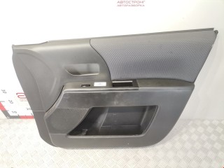 Обшивка двери передней правой (дверная карта) Mazda 5 2002-2009
