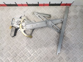 Стеклоподъемник передний правый, ориг. номер 698100D010, 0130822017, Toyota Yaris 2003-2005