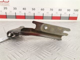 Петля капота правая Mazda 323 1994-1998