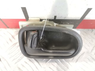 Ручка внутренняя задняя левая, ориг. номер EA0159330F, Mazda 323 1994-1998