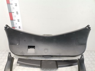 Обшивка крышки багажника, Mazda 3 2006-2009