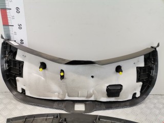 Обшивка крышки багажника, Mazda 3 2006-2009