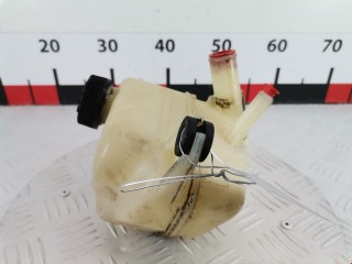 Бачок гидроусилителя, ориг. номер B01A32690B, Mazda 323 1994-1998