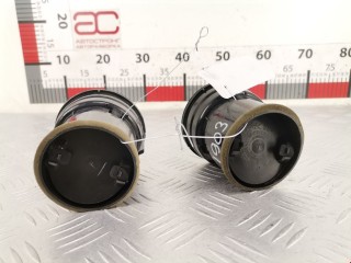 Дефлектор обдува салона, ориг. номер D374GM734, DD1064730B, Mazda 2 2003-2005