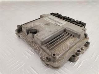 Блок управления двигателем, ориг. номер 0281011148, 8200303141, Renault Laguna 2001-2005