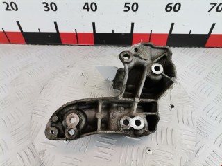 Кронштейн генератора, ориг. номер DD5932603, Mazda 2 2003-2005