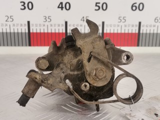 Суппорт задний правый, ориг. номер 8E0615424, Volkswagen Passat 2000-2005
