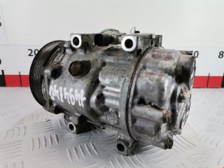 Компрессор кондиционера Volvo V50 2007-2012