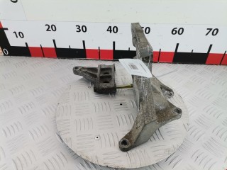 Кронштейн компрессора кондиционера, ориг. номер 73631FA110, Subaru Forester 1997-2000