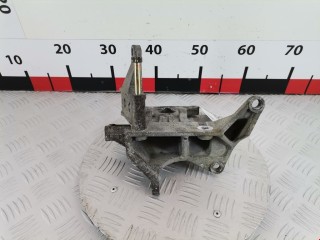 Кронштейн компрессора кондиционера, ориг. номер 73631FA110, Subaru Forester 1997-2000
