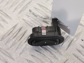 Кнопка стеклоподъемника, ориг. номер 90561388, 13363100, Opel Astra 1994-2002