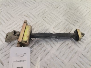 Ограничитель открывания двери передней, ориг. номер MR135675, Mitsubishi Space Star 2002-2005