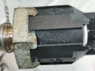 Датчик детонации, ориг. номер 8200680689, 7700866055, Renault Megane 1999-2003