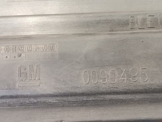 Молдинг крышки багажника, ориг. номер 090597597, 24425938, Opel Zafira 1999-2003