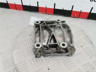 Кронштейн компрессора кондиционера, ориг. номер 38930RBDE00, Honda Accord 2002-2006