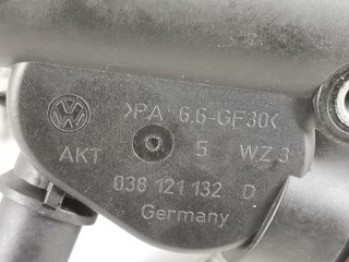 Фланец (тройник) системы охлаждения, ориг. номер 038121132D, Skoda Fabia 2007-2010