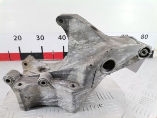 Кронштейн компрессора кондиционера, ориг. номер 90531707, Opel Omega 1994-1999