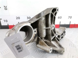 Кронштейн компрессора кондиционера, ориг. номер 90531707, Opel Omega 1994-1999