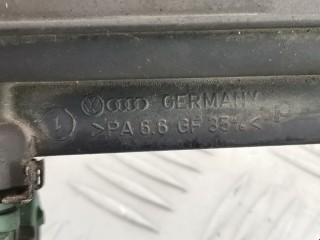 Форсунка, ориг. номер 037906031AA, Audi A3 1996-2000