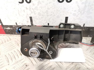 Ручка крышки багажника Opel Meriva 2006-2010