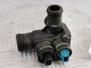 Фланец (тройник) системы охлаждения, ориг. номер 037121132B, Volkswagen Passat 1988-1997