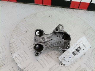 Кронштейн двигателя, ориг. номер 06A903103, Volkswagen Golf 1991-2000