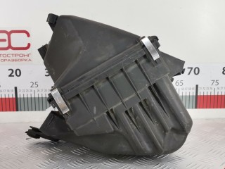 Корпус воздушного фильтра Volkswagen Passat 2000-2005