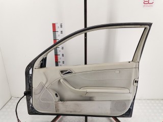 Дверь передняя правая, ориг. номер A2037200605, Mercedes C W203 2000-2004