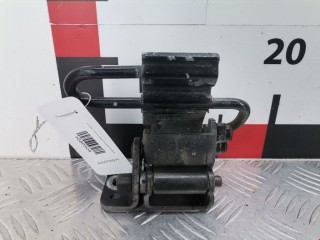 Петля двери задней правой Audi A6 1997-2001