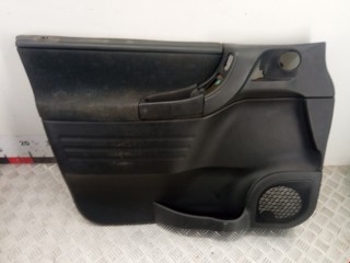 Обшивка двери передней левой (дверная карта) Opel Zafira 1999-2003