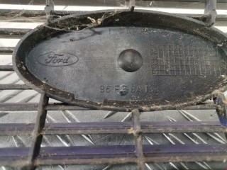 Решетка радиатора, ориг. номер 96FB8A133, Ford Fiesta 1989-1996